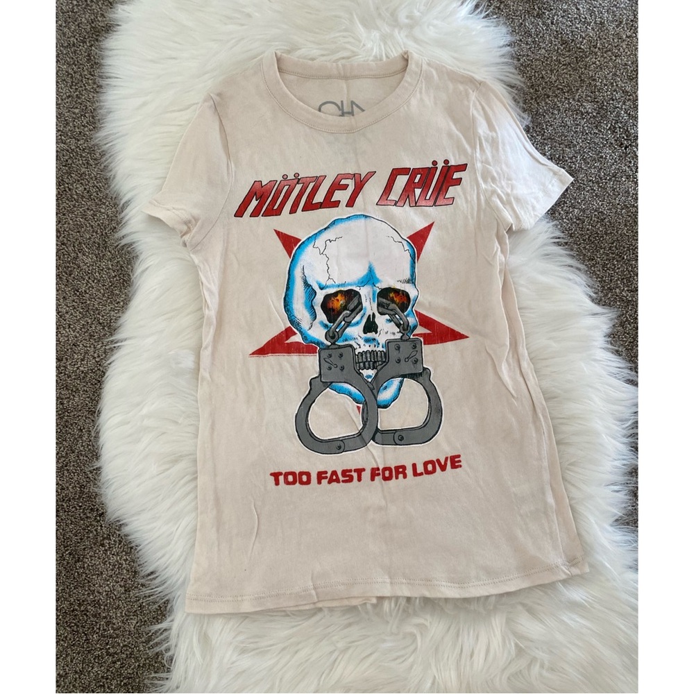 Chaser Motley Crue Band Tee 100% Cotton
